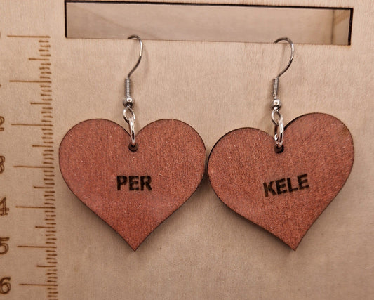 Sanat, jotka kantavat. Korvikset, jotka puhuvat. Marinkorut