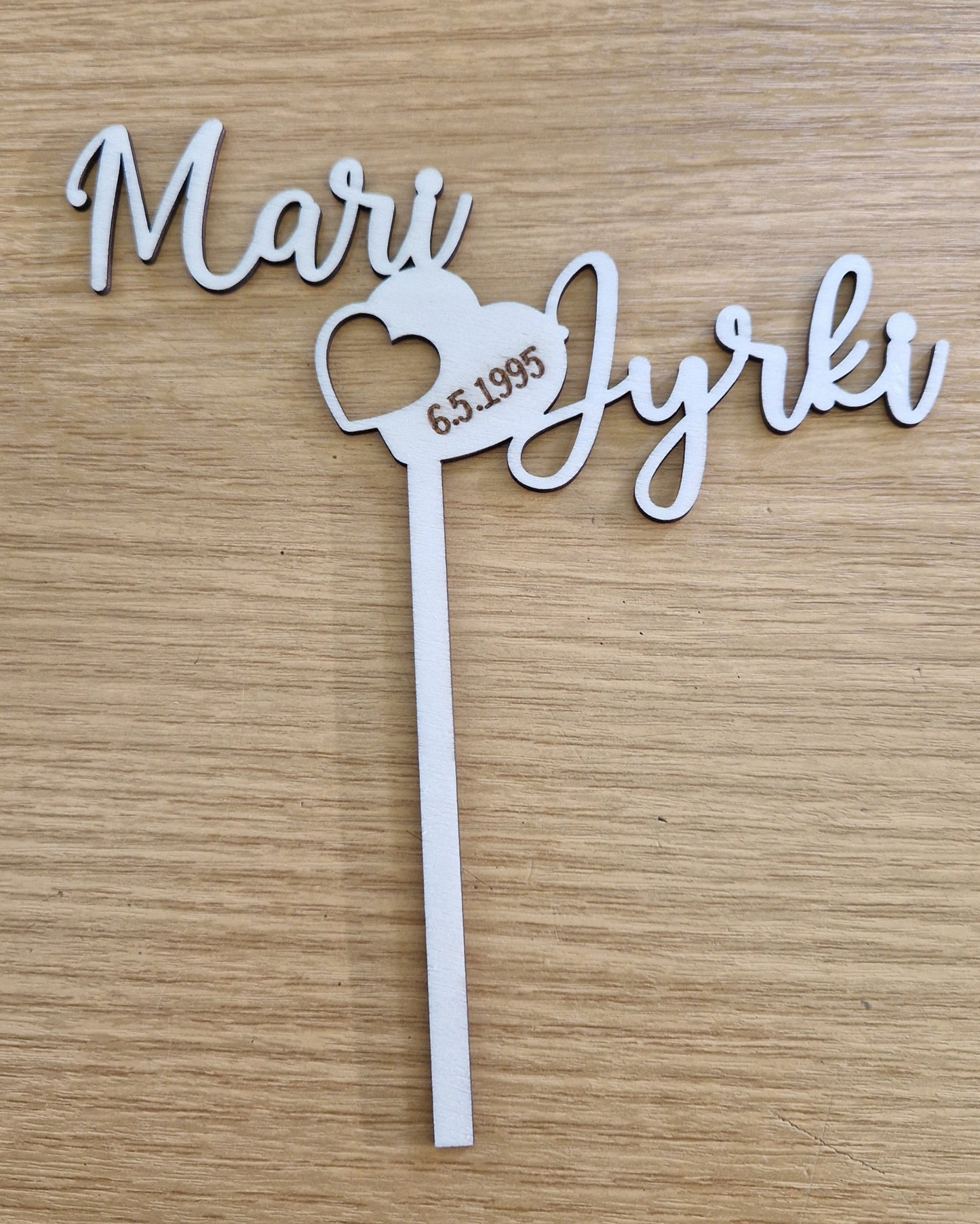 Hääparille nimillä ja päivämäärällä Marinkorut