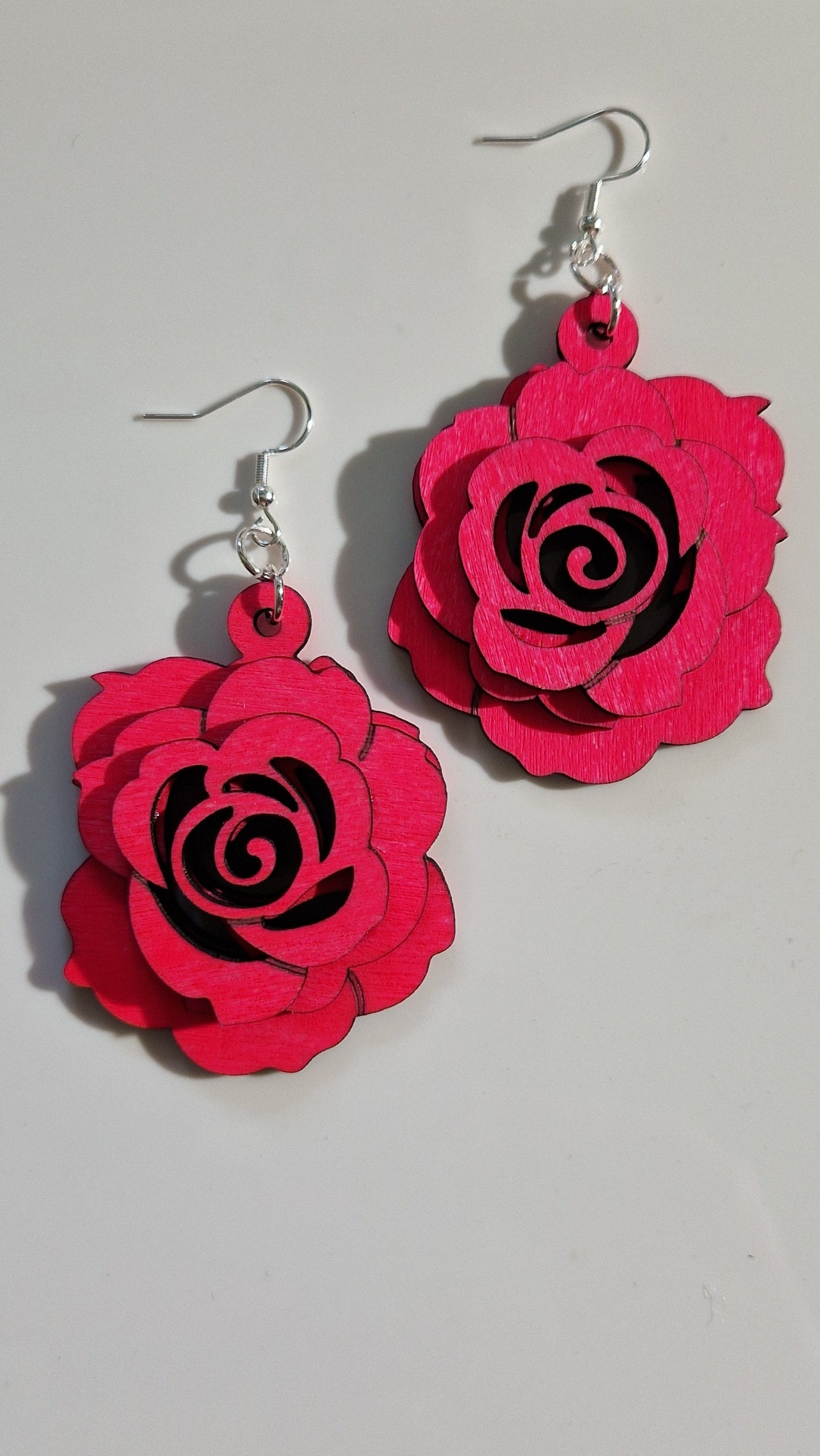 Upeat ruusukorvakorut Marinkorut