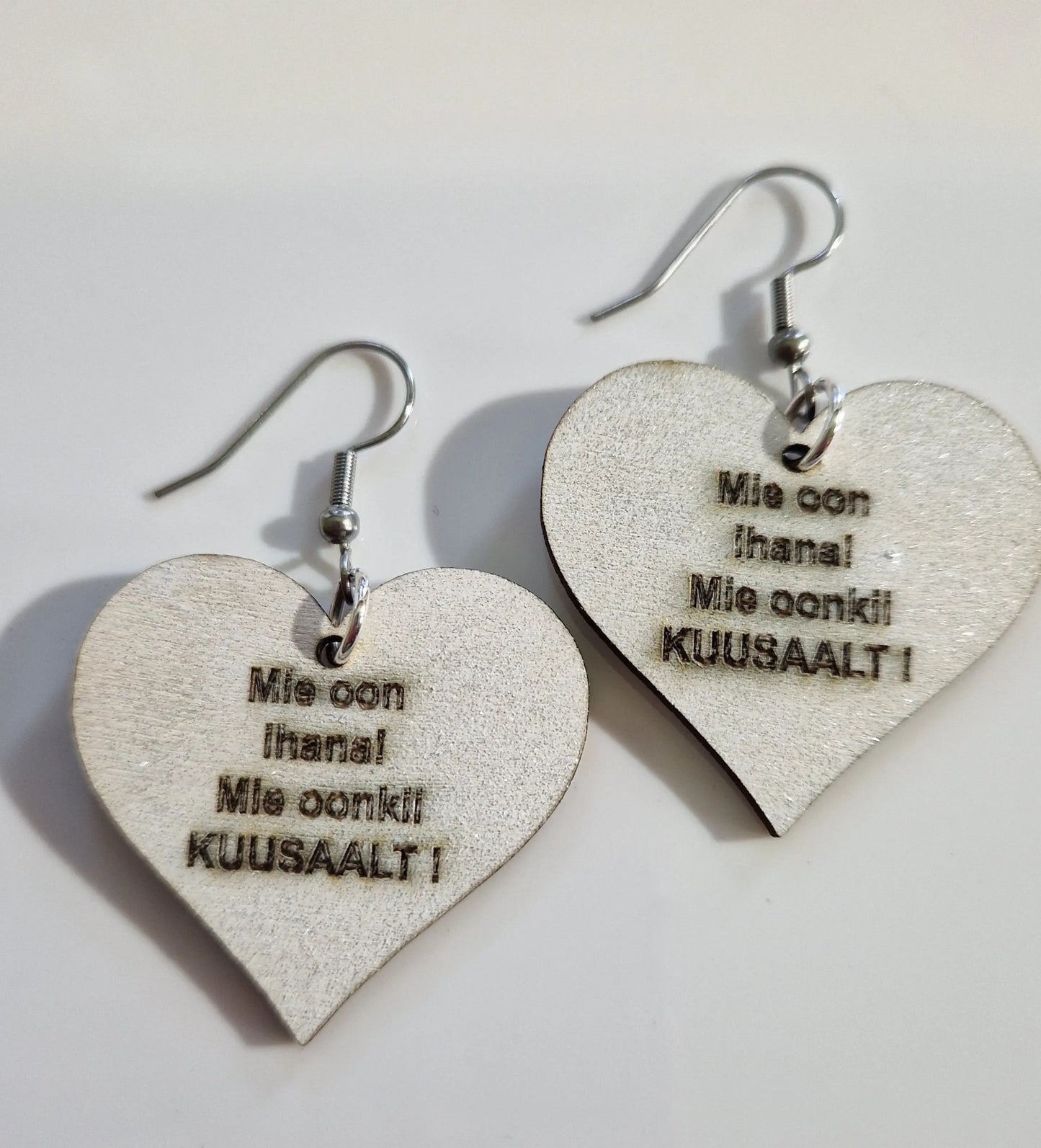 Mie oon ihana! Mie oonkii KUUSAALT! Sydän korvakorut Marinkorut