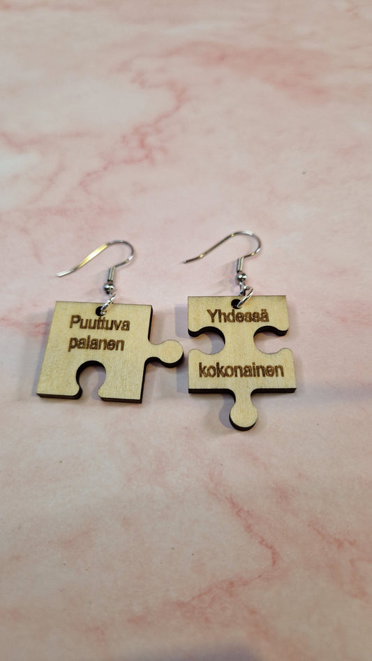 Puuttuva palanen korvakorut Marinkorut