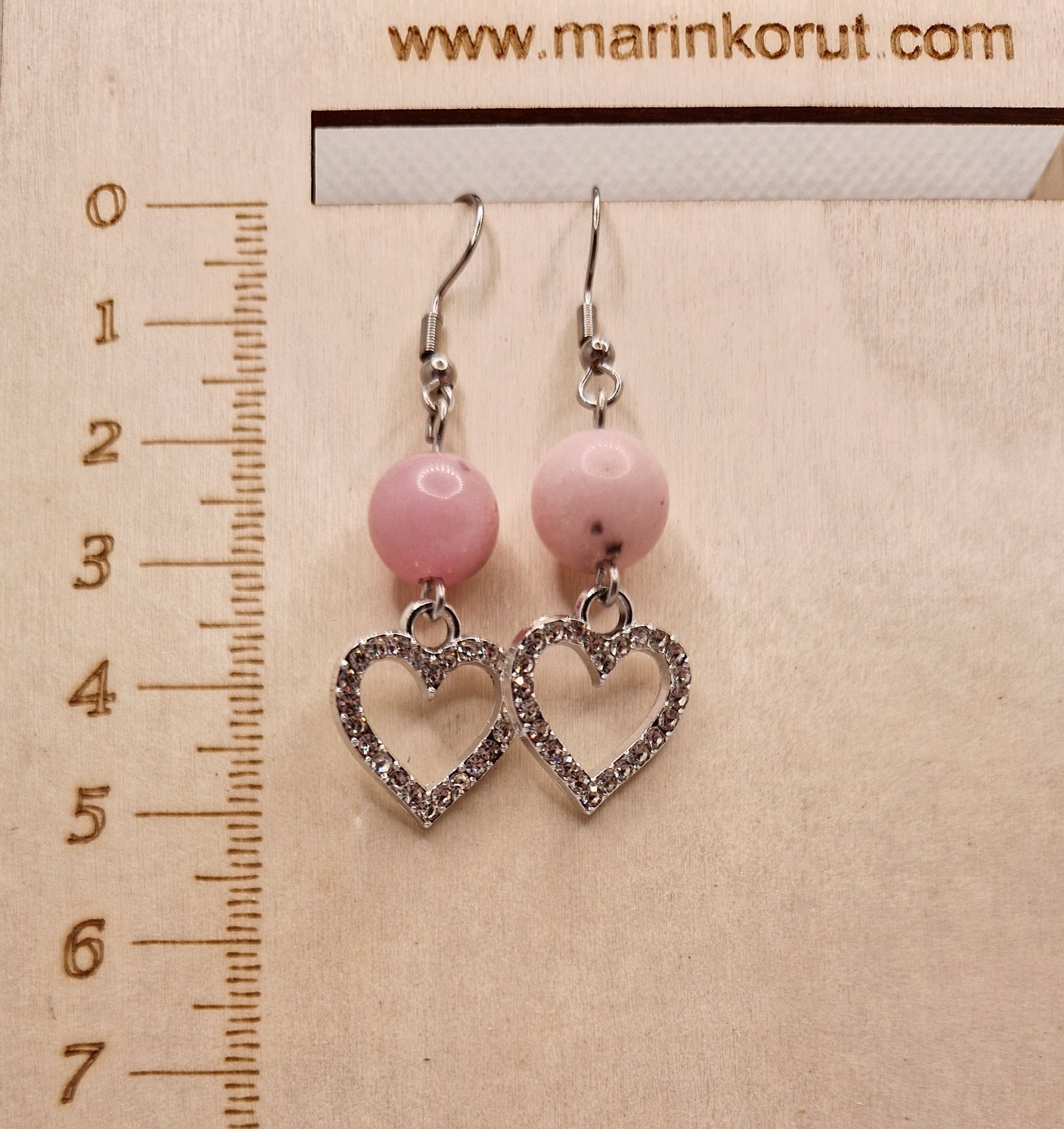 Ruusukvartsihelmi blingsydämellä korvakorut Marinkorut