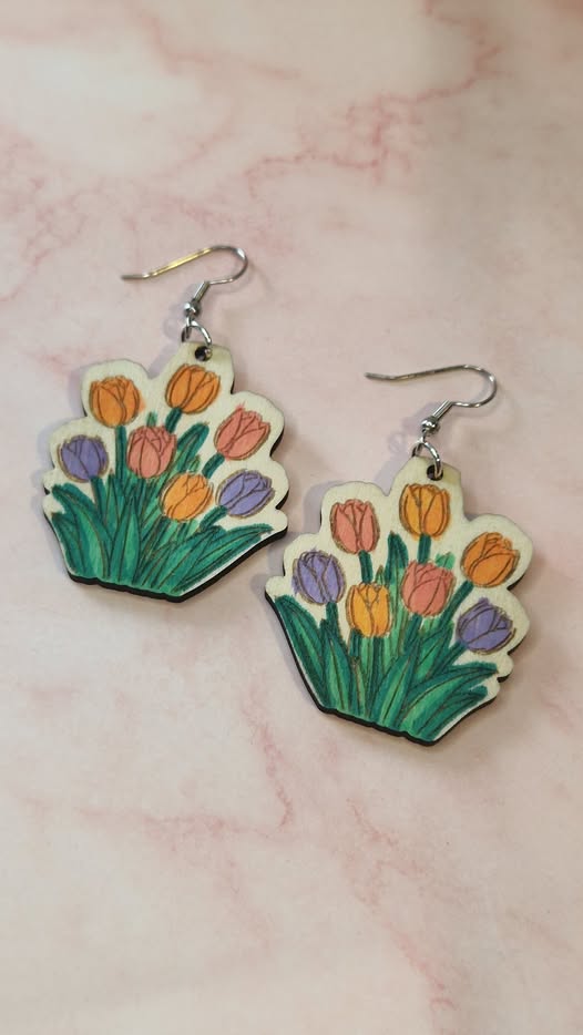 Ihanat Tulppanikimppu‑korvakorut Marinkorut